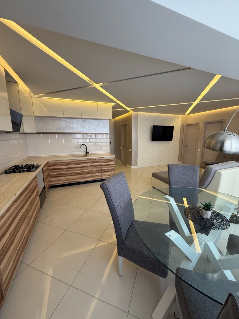 продажа трехкомнатной квартиры номер A-173807 в Малиновском районе, фото номер 15